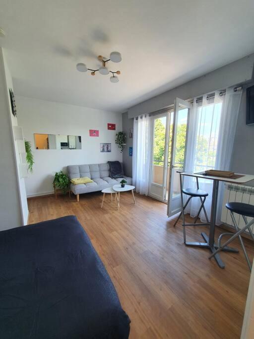 Le Studio Du Quai Charleville-Mézières Eksteriør billede
